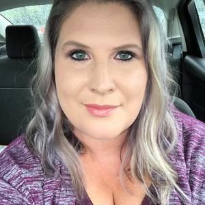 Meet your Posher, Selena